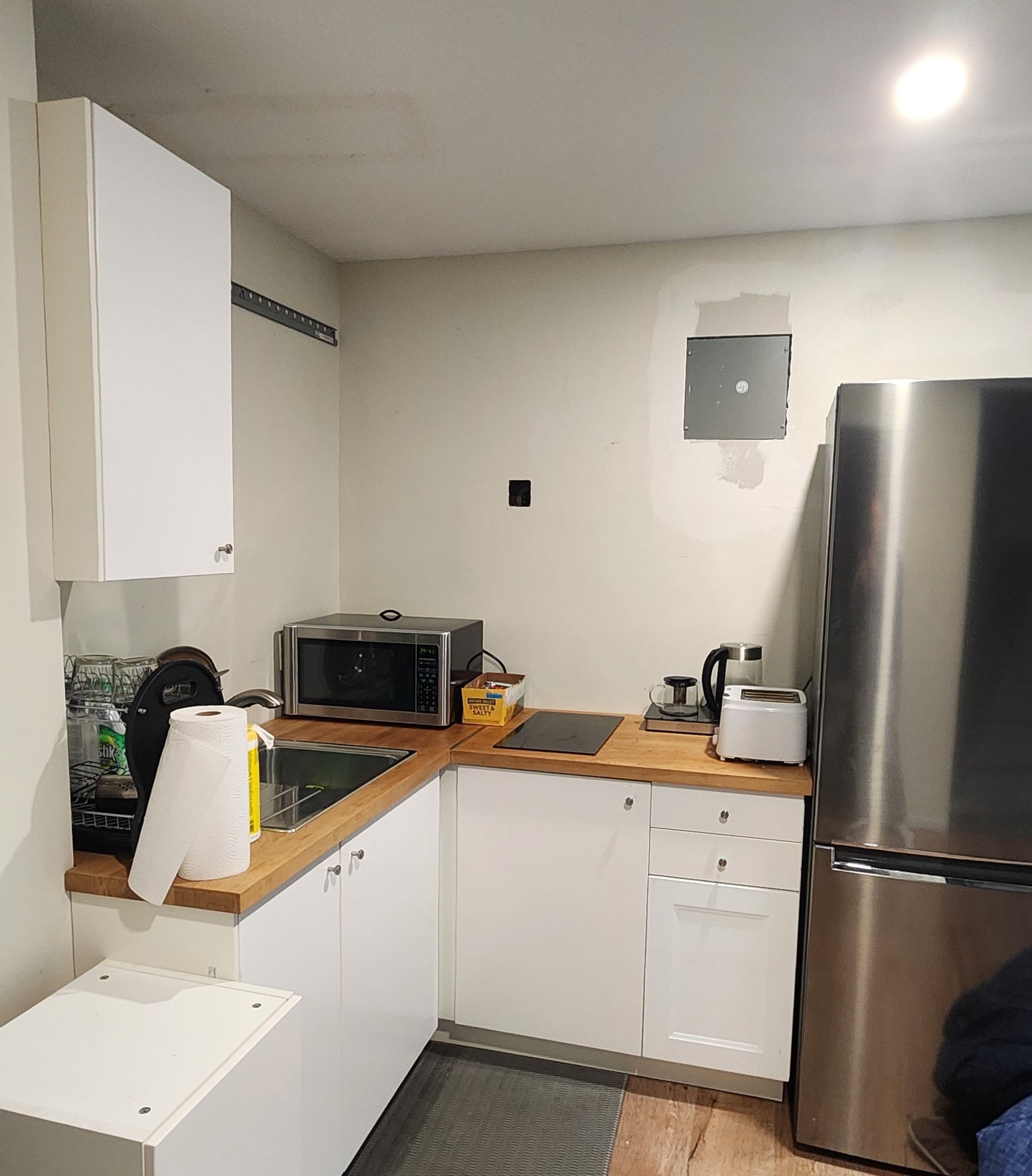 Kitchen before renovation
