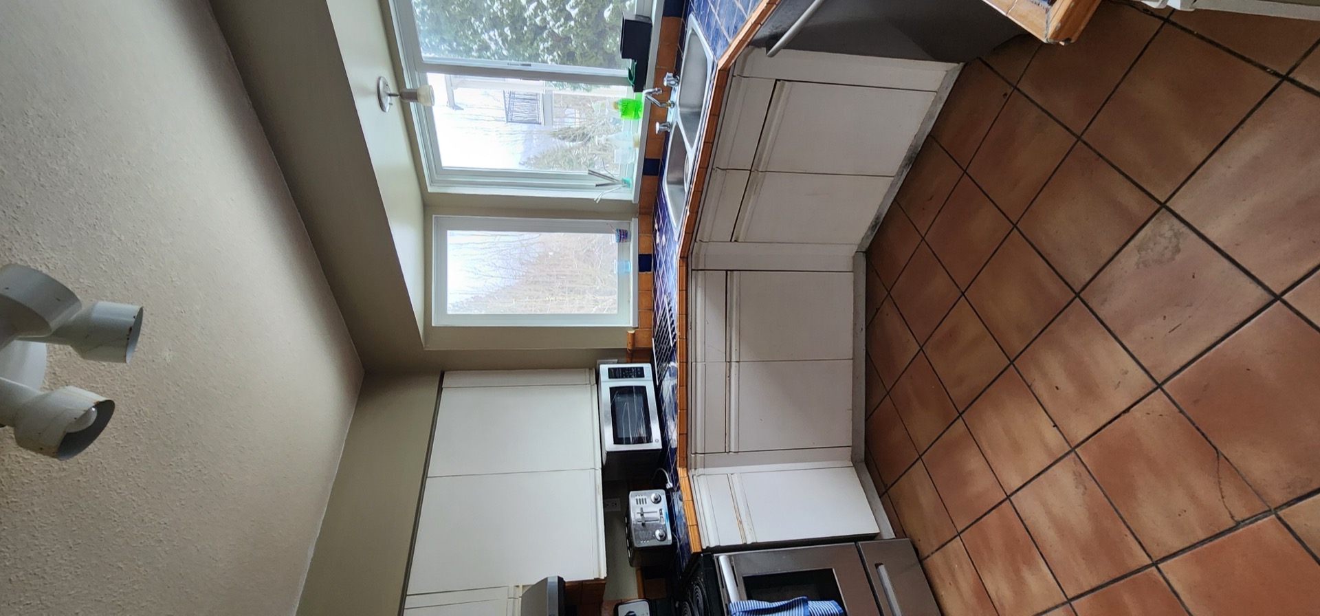 Kitchen before renovation